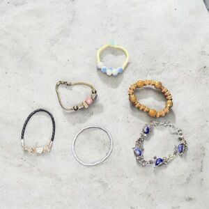 Elegant Women's Bracelet Set - Gold, Silver, Blue